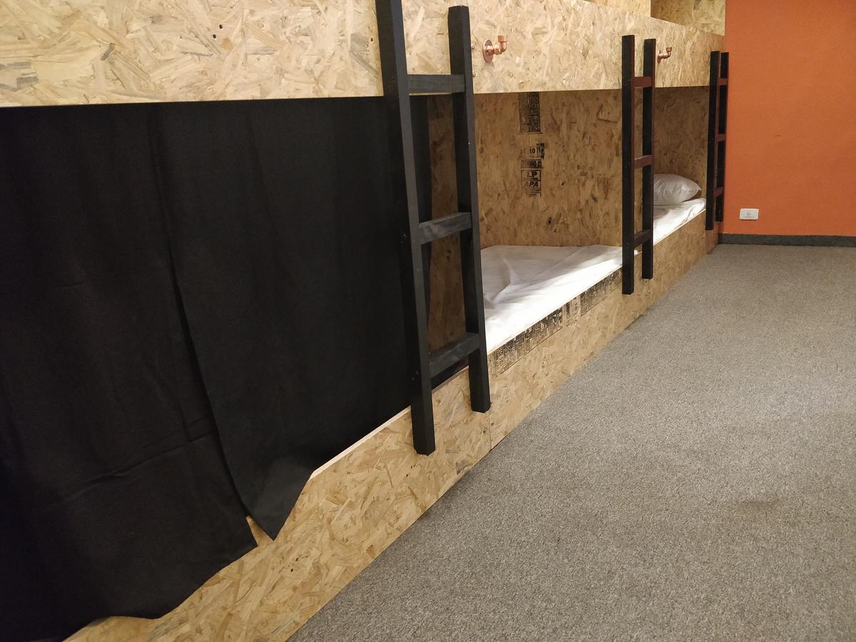 La Bamba Student Hostel ブエノスアイレス エクステリア 写真